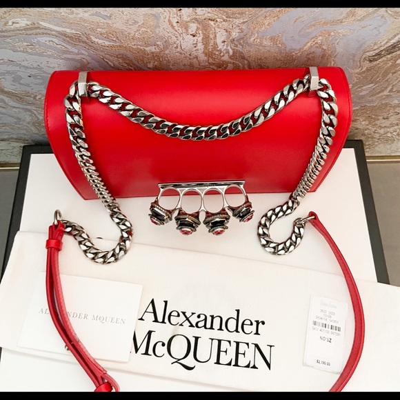 Alexander McQueen Knuckle Red Jewel Embellished Leather Cross Body Bag - Picture 4 of 15